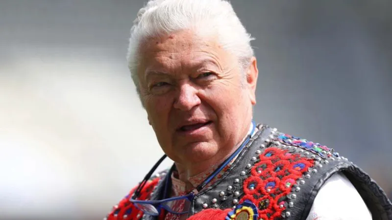 Cântărețul Gheorghe Turda, speriat de Elena Ceaușescu, care îi pedepsea pe artiști. Nea Nicu le punea mese întinse